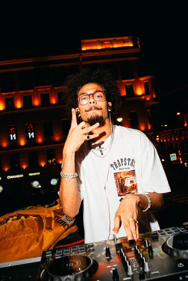 A member of the Afrikanets community and a  student from Africa in Moscow, Russia. 