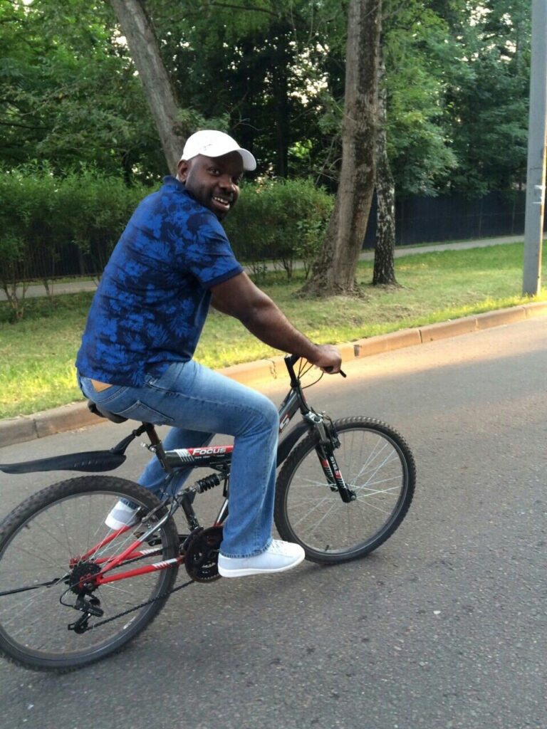 Prosper from Nigeria in London. African. Promoting African Beauty, Culture & Excellence. 
Meet People & Explore Opportunities.