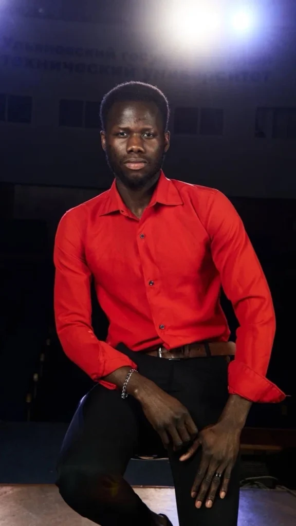  Juvinal Barbosa, from Guinea-Bissau, currently studying Information Systems Engineering (IT) at Ulyanovsk, Russia. 